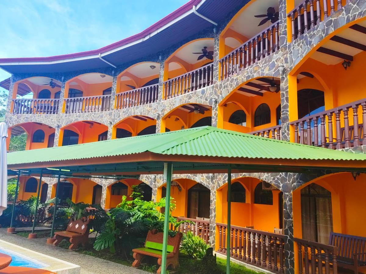 Apartahotel Playa Luna Uvita Ngoại thất bức ảnh