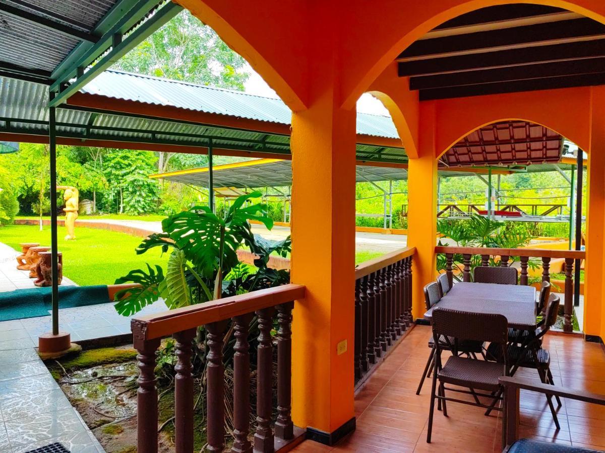Apartahotel Playa Luna Uvita Ngoại thất bức ảnh
