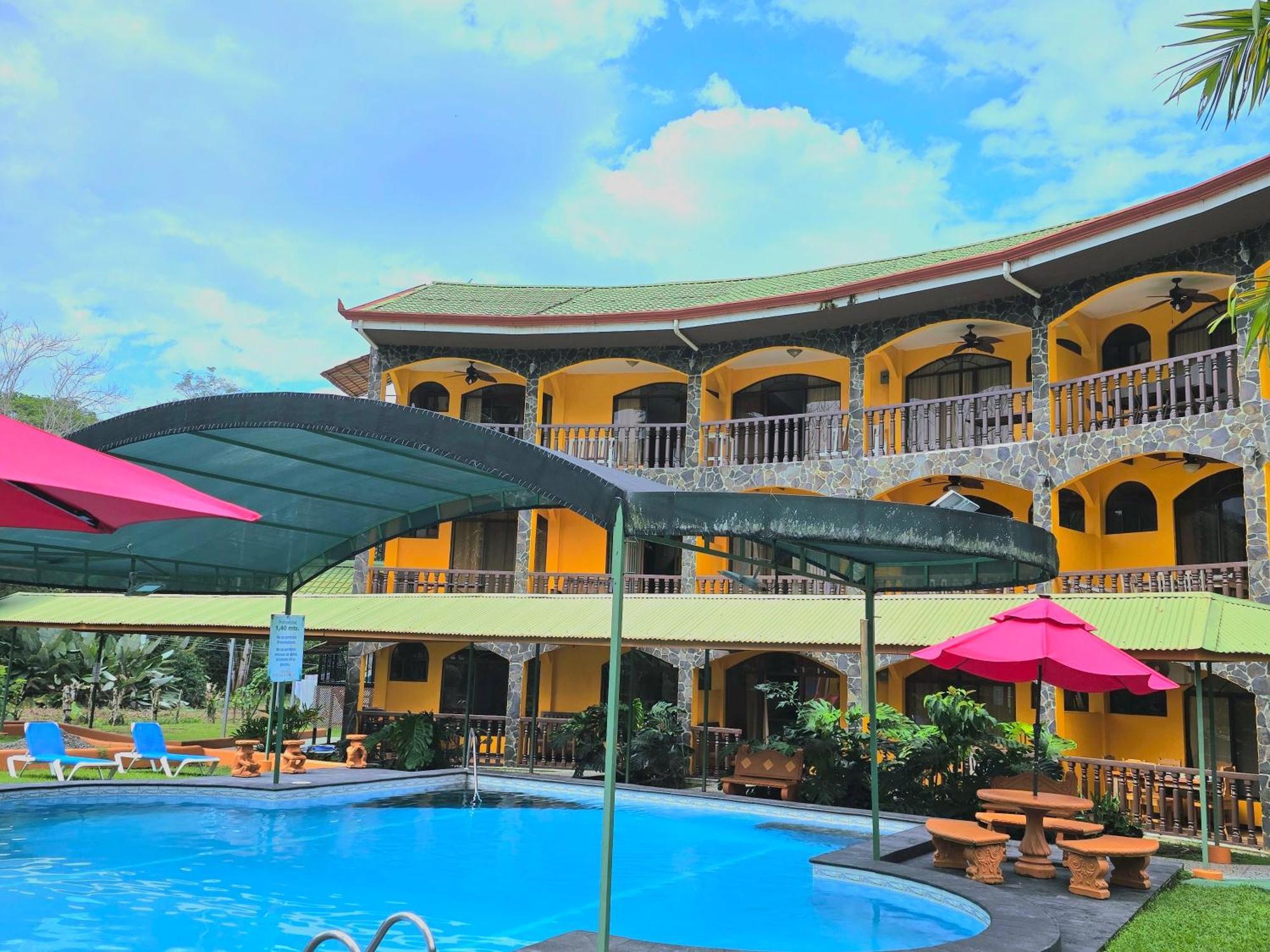 Apartahotel Playa Luna Uvita Ngoại thất bức ảnh